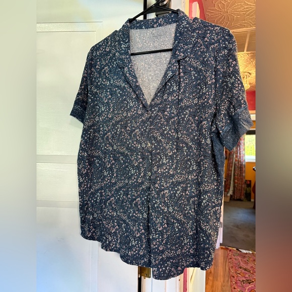 Victoria Secret Brand New Floral Short Sleeve Sleep Shirt With Sleep Shorts Set - Picture 1 of 12
